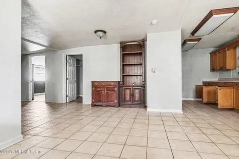 16032 Blyler Road Jacksonville FL 32218