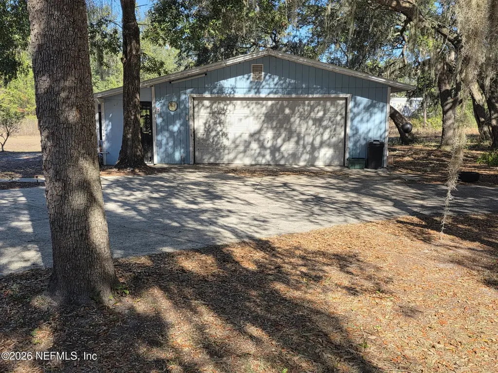249 Oleander Street Pomona Park FL 32181