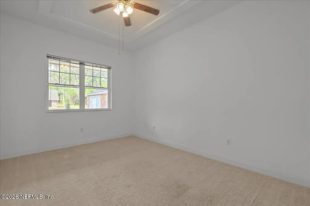 533 W River Road Palatka FL 32177