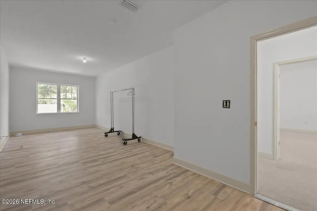533 W River Road Palatka FL 32177