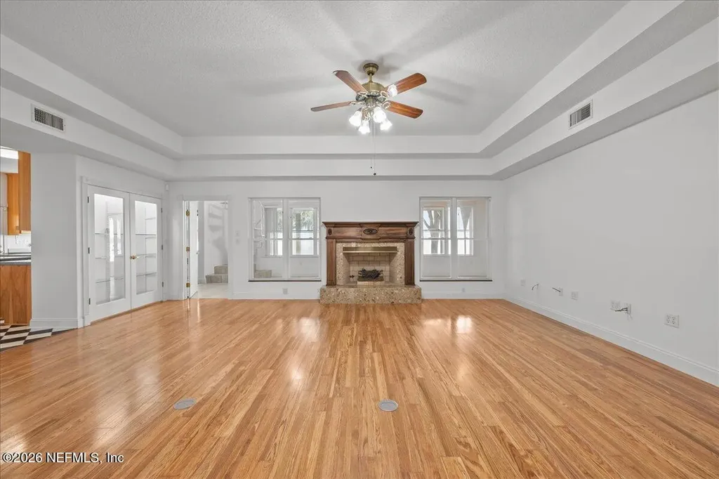 533 W River Road Palatka FL 32177