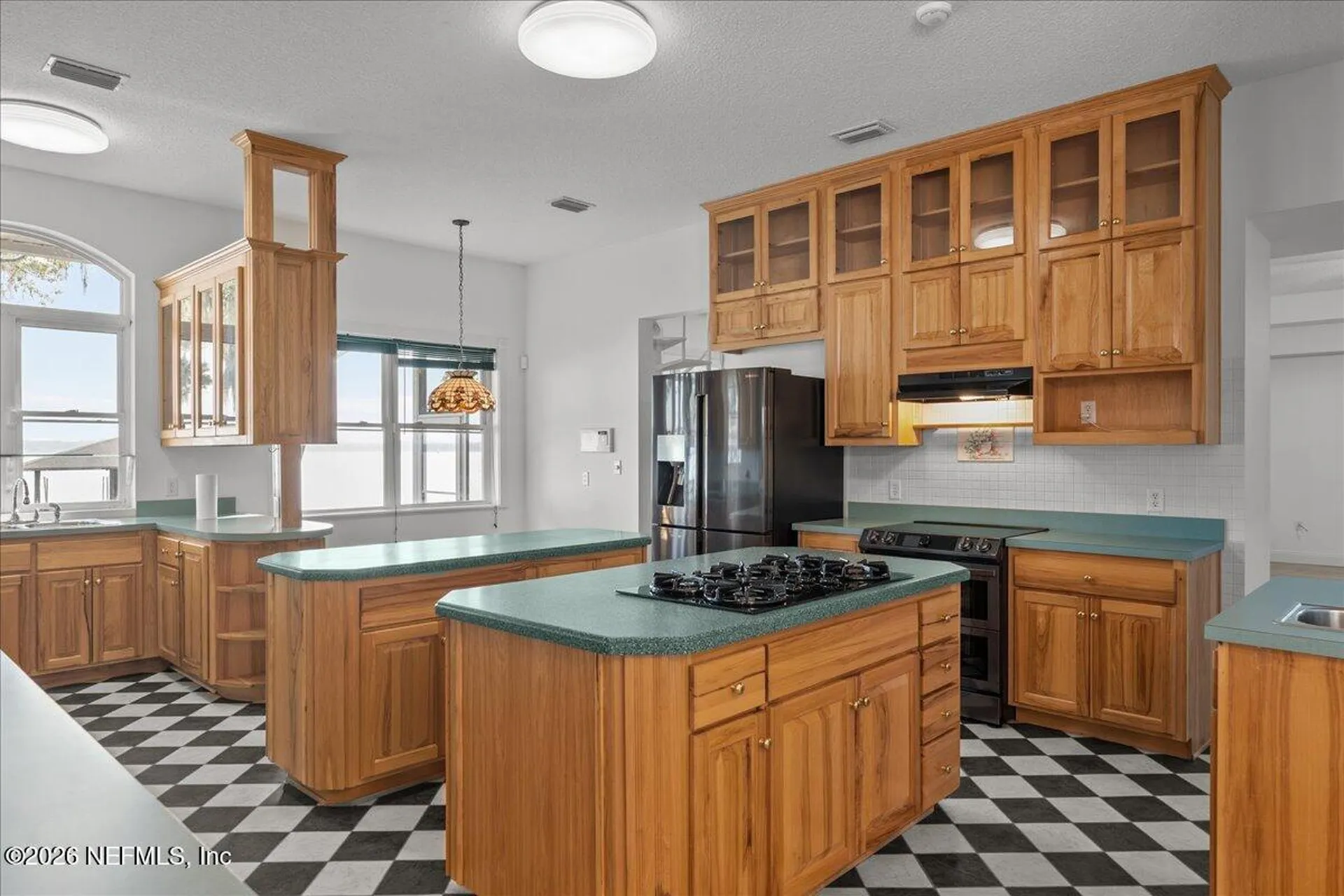 533 W River Road Palatka FL 32177