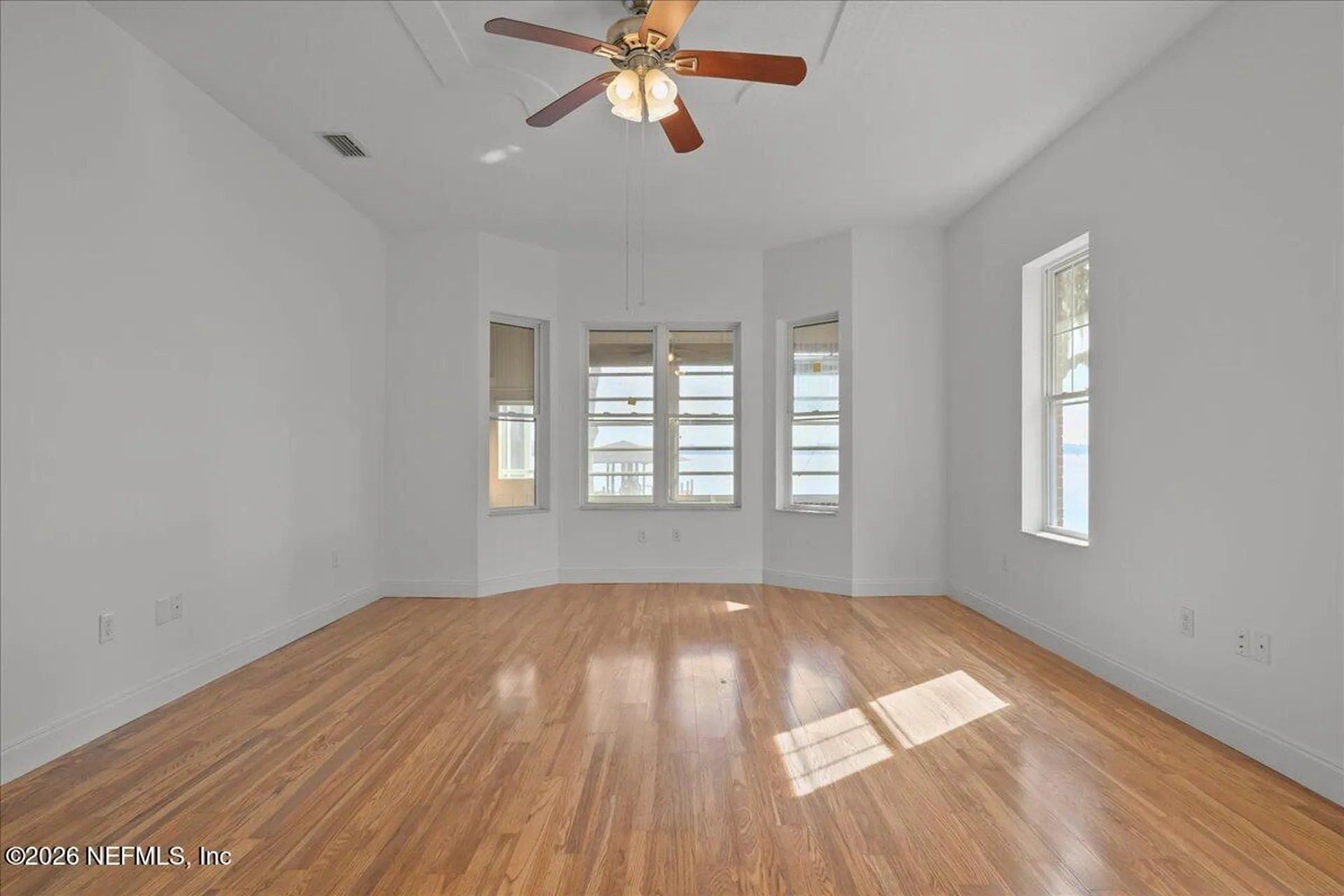 533 W River Road Palatka FL 32177