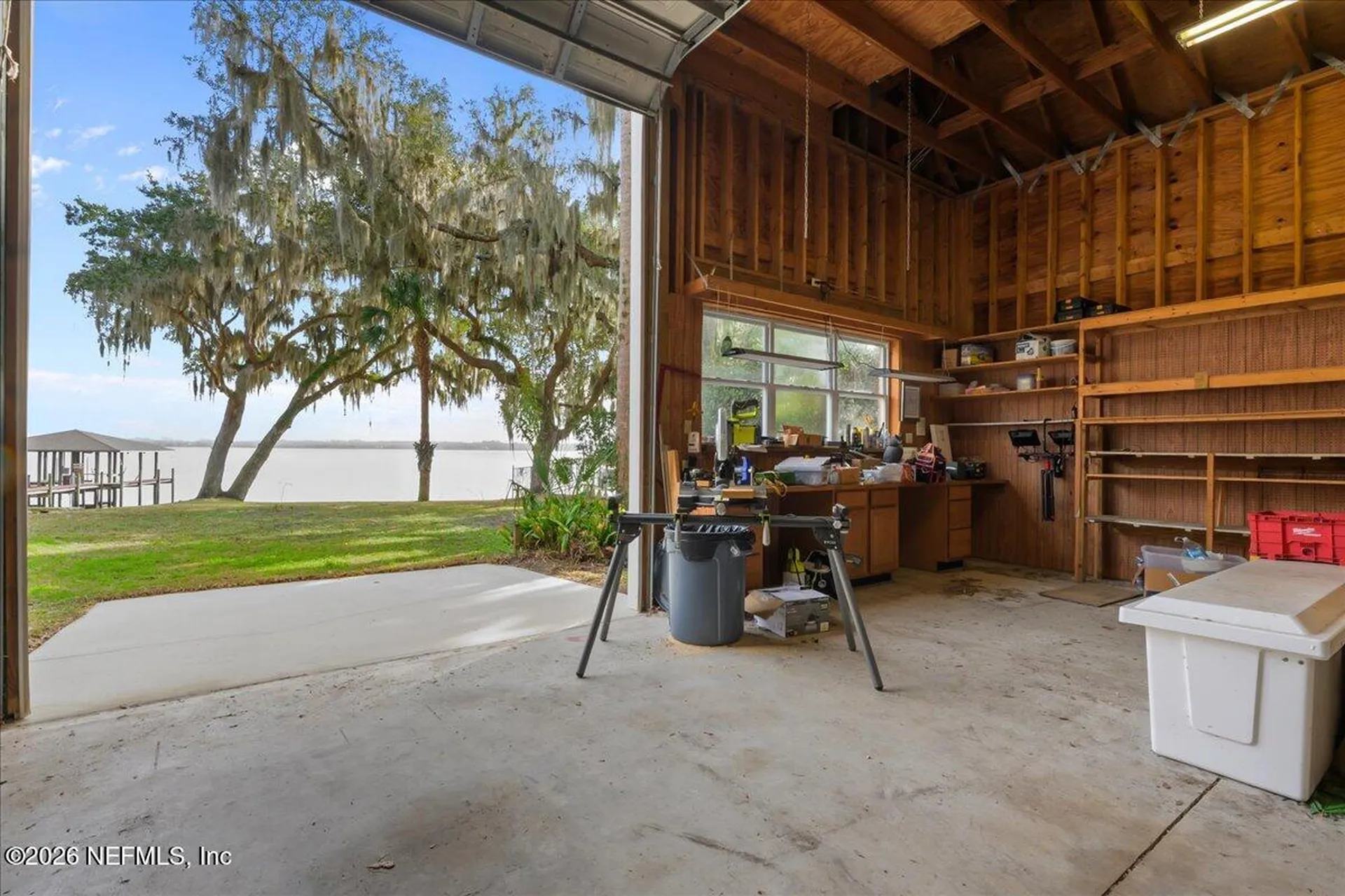 533 W River Road Palatka FL 32177