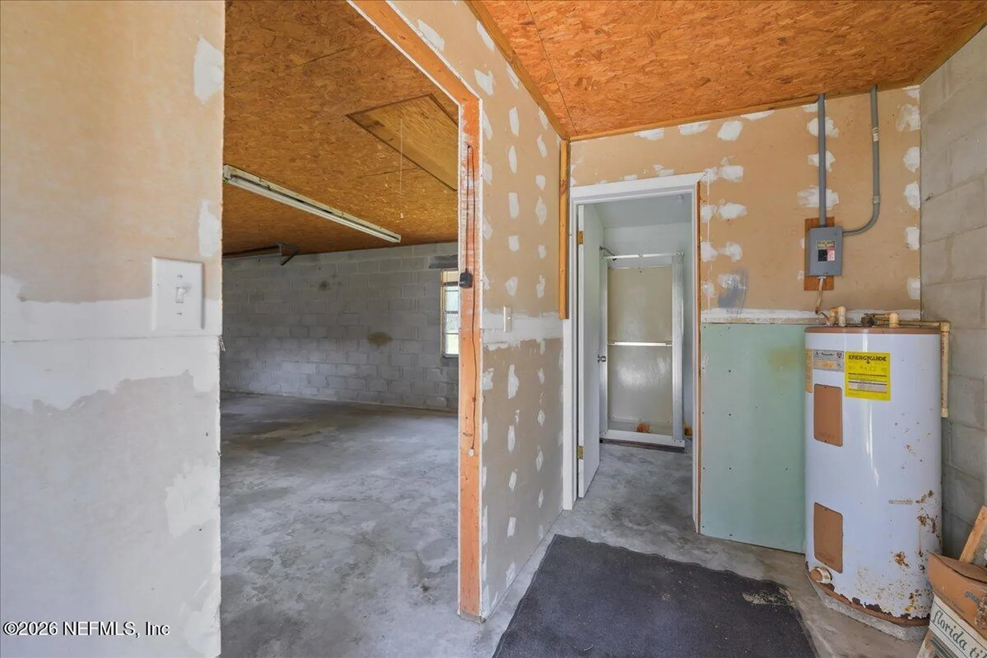 533 W River Road Palatka FL 32177