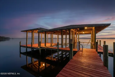 533 W River Road Palatka FL 32177