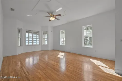 533 W River Road Palatka FL 32177