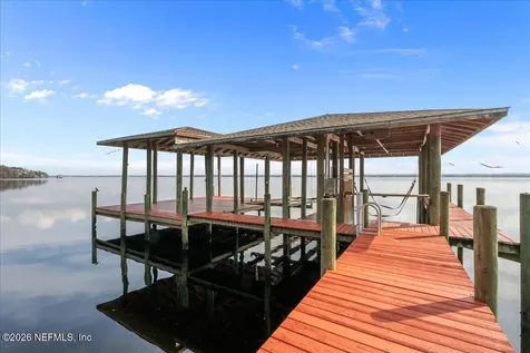 533 W River Road Palatka FL 32177