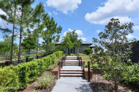 32 High Oaks Place St. Johns FL 32259