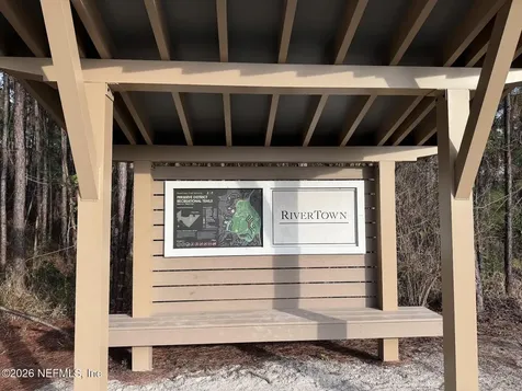32 High Oaks Place St. Johns FL 32259