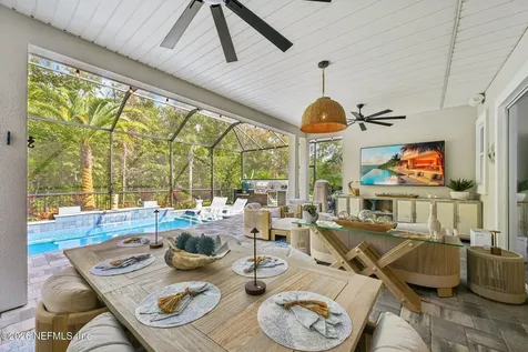 32 High Oaks Place St. Johns FL 32259
