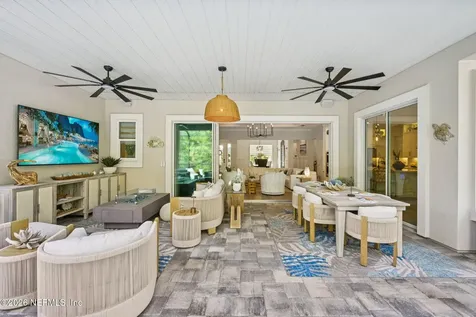 32 High Oaks Place St. Johns FL 32259