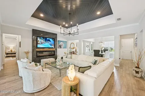 32 High Oaks Place St. Johns FL 32259