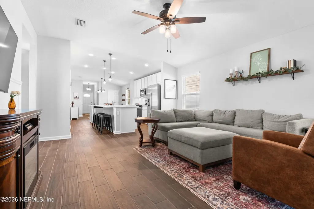 74 Sanderson Drive Jacksonville FL 32259