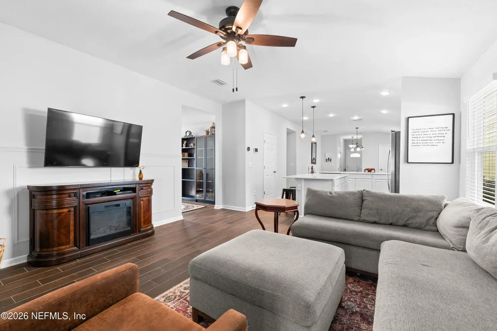 74 Sanderson Drive Jacksonville FL 32259