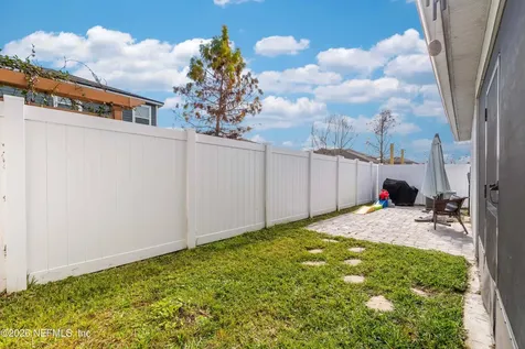 74 Sanderson Drive Jacksonville FL 32259