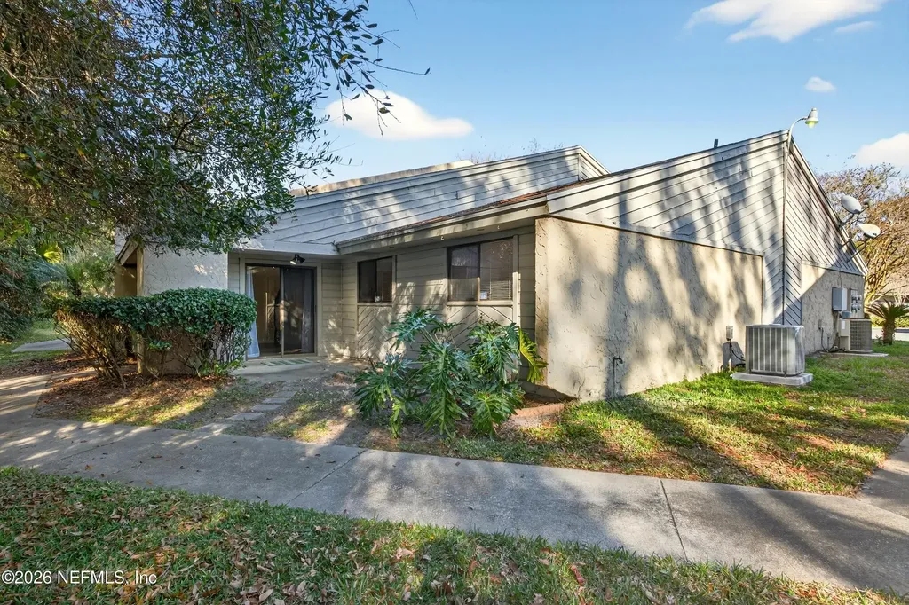 3801 Crown Point Road Jacksonville FL 32257