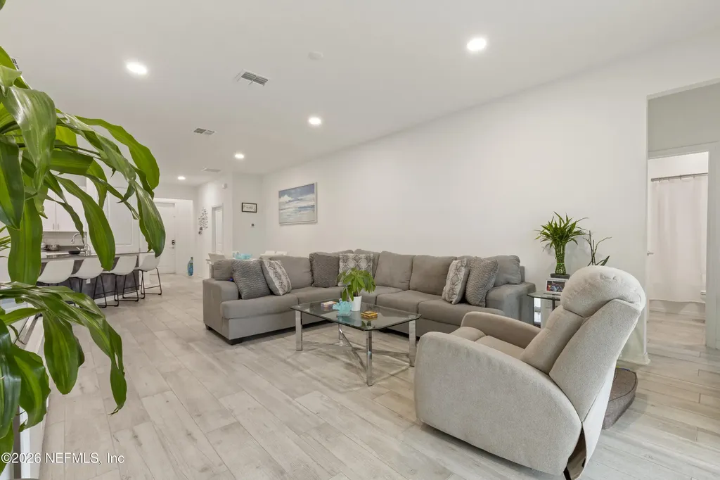 1184 Sand Trap Court Daytona Beach FL 32124