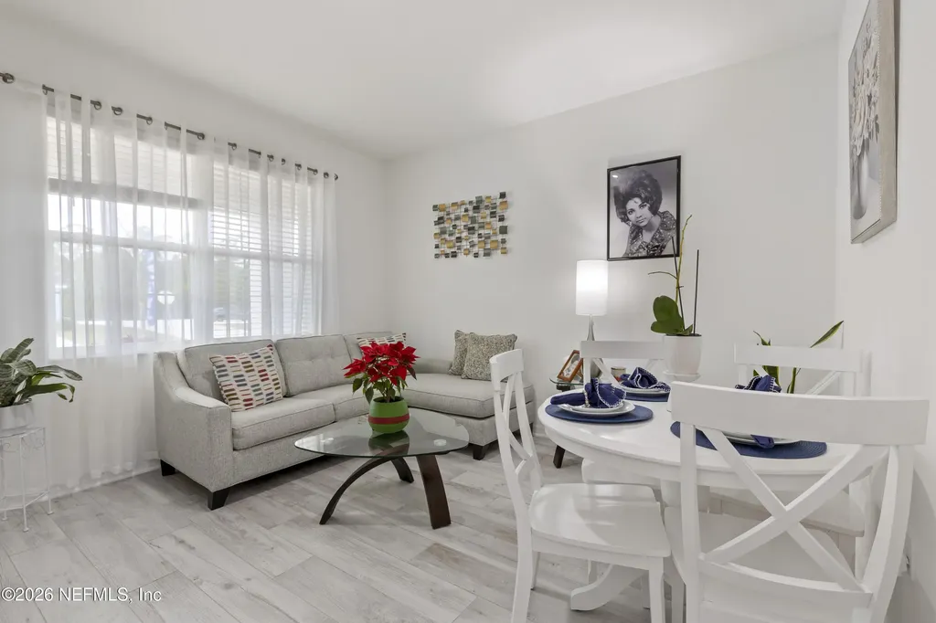 1184 Sand Trap Court Daytona Beach FL 32124