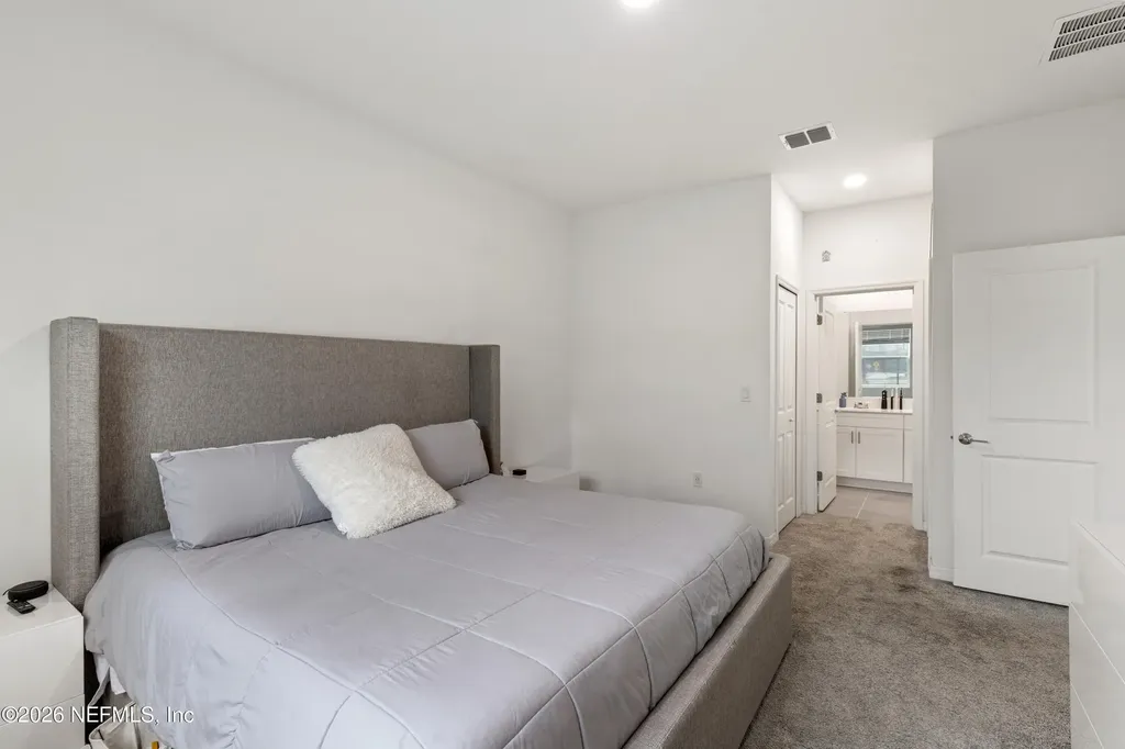 1184 Sand Trap Court Daytona Beach FL 32124