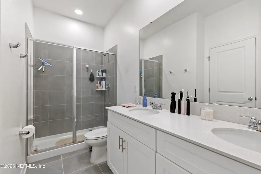 1184 Sand Trap Court Daytona Beach FL 32124