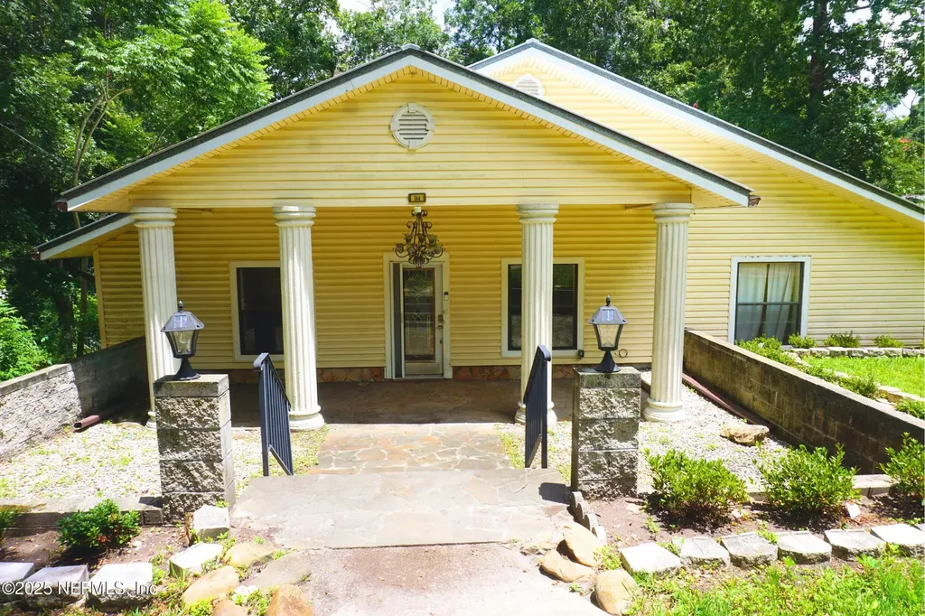 764 Hazelwood Court Green Cove Springs FL 32043