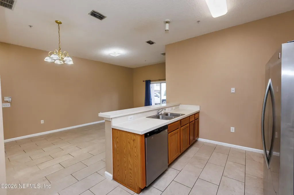 6070 Maggies Circle Jacksonville FL 32244