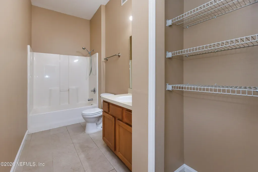 6070 Maggies Circle Jacksonville FL 32244