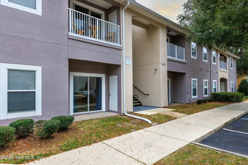 6070 Maggies Circle Jacksonville FL 32244