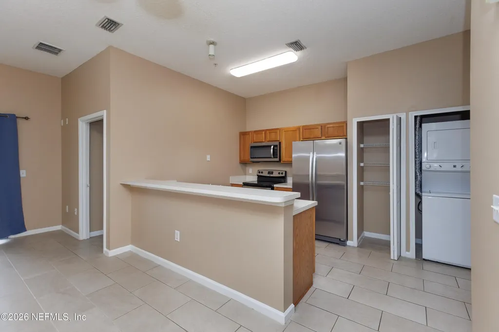 6070 Maggies Circle Jacksonville FL 32244