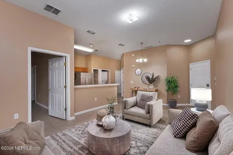6070 Maggies Circle Jacksonville FL 32244