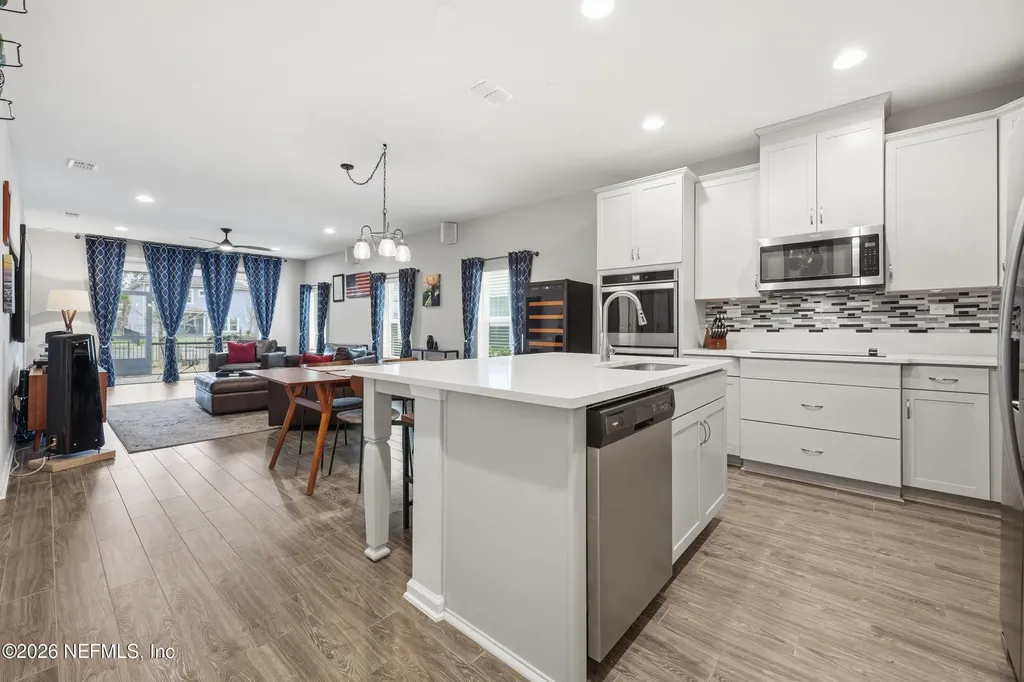 2174 Eagle Talon Circle Fleming Island FL 32003