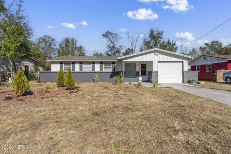 1417 Gailwood Circle N Jacksonville FL 32218