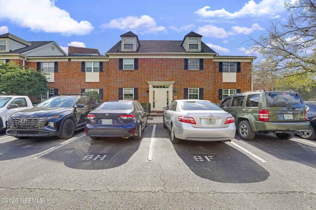 4915 Baymeadows Road Jacksonville FL 32217