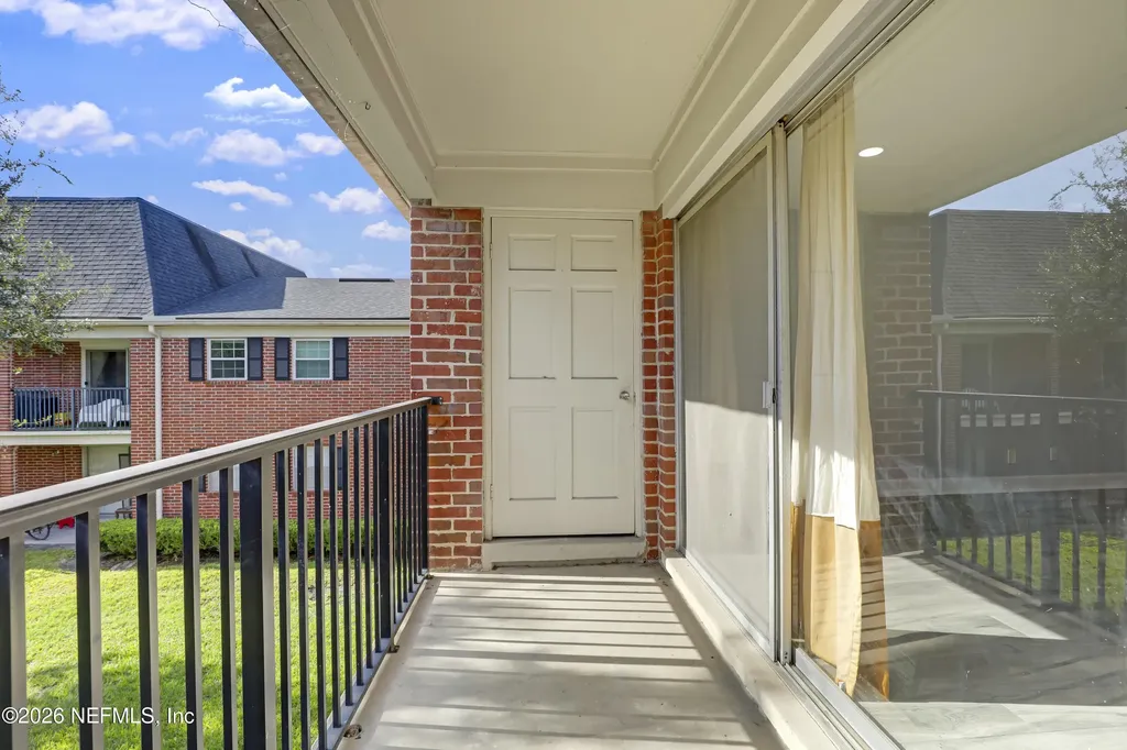 4915 Baymeadows Road Jacksonville FL 32217