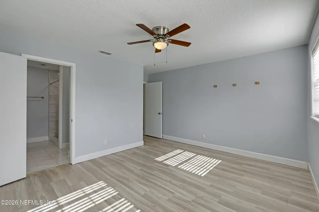 4915 Baymeadows Road Jacksonville FL 32217