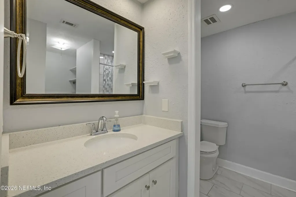 4915 Baymeadows Road Jacksonville FL 32217