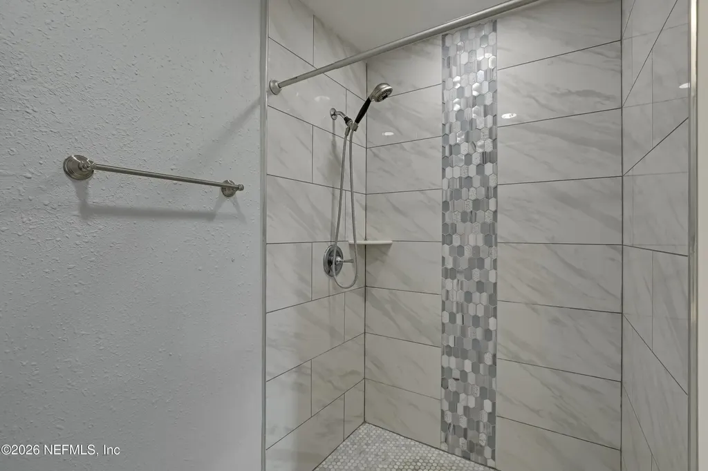 4915 Baymeadows Road Jacksonville FL 32217