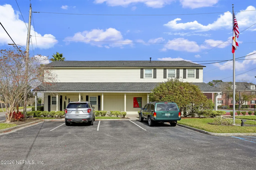 4915 Baymeadows Road Jacksonville FL 32217