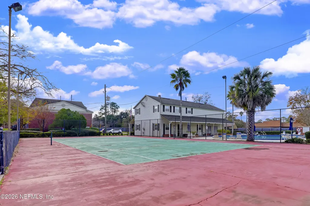 4915 Baymeadows Road Jacksonville FL 32217