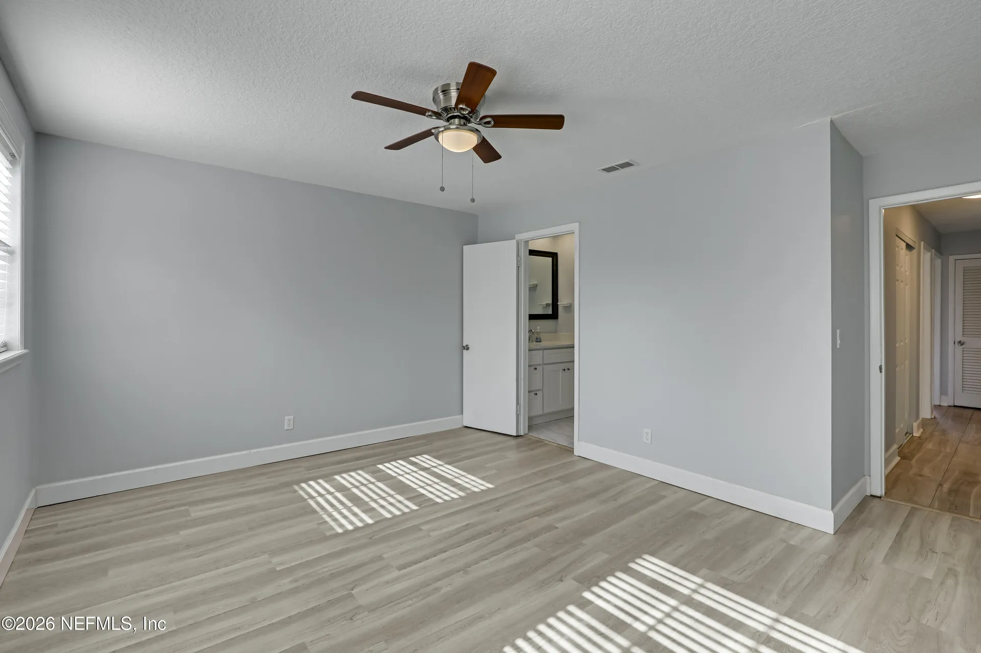 4915 Baymeadows Road Jacksonville FL 32217