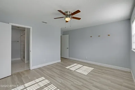 4915 Baymeadows Road Jacksonville FL 32217