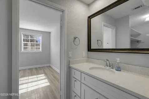 4915 Baymeadows Road Jacksonville FL 32217