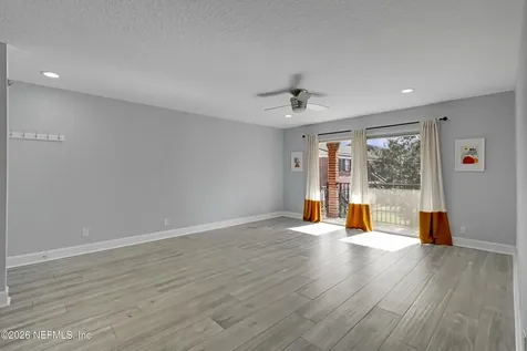 4915 Baymeadows Road Jacksonville FL 32217