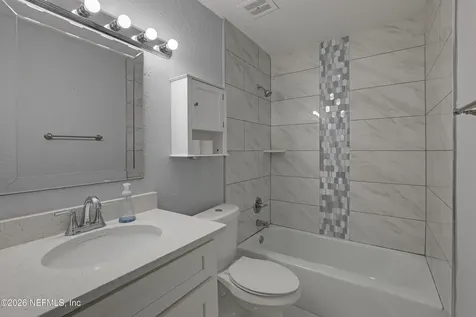4915 Baymeadows Road Jacksonville FL 32217