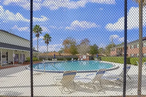 4915 Baymeadows Road Jacksonville FL 32217