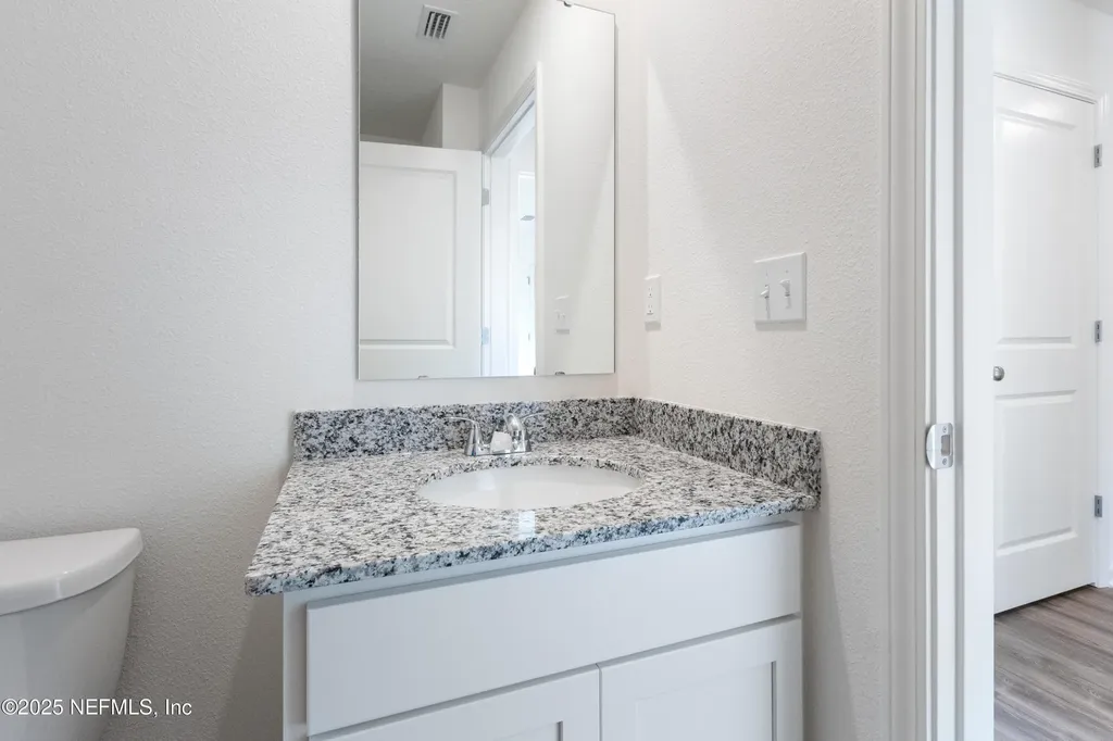 10359 Greystone Drive Glen St. Mary FL 32040