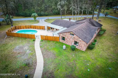 8063 Sycamore Lane W Jacksonville FL 32219