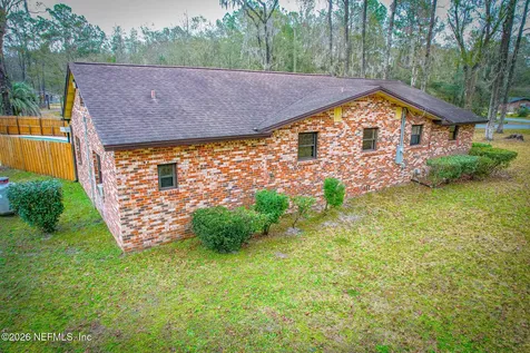 8063 Sycamore Lane W Jacksonville FL 32219