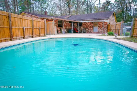8063 Sycamore Lane W Jacksonville FL 32219